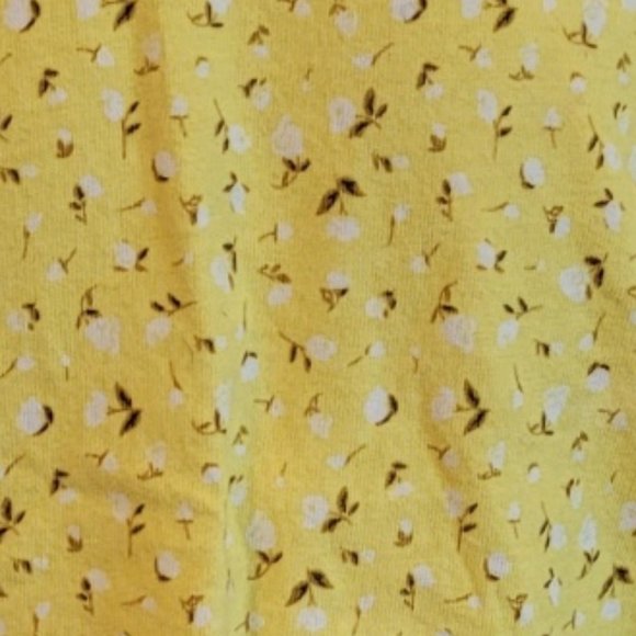 Bundle of Girls Tops And 1 Pair of Leggings - Picture 6 of 9